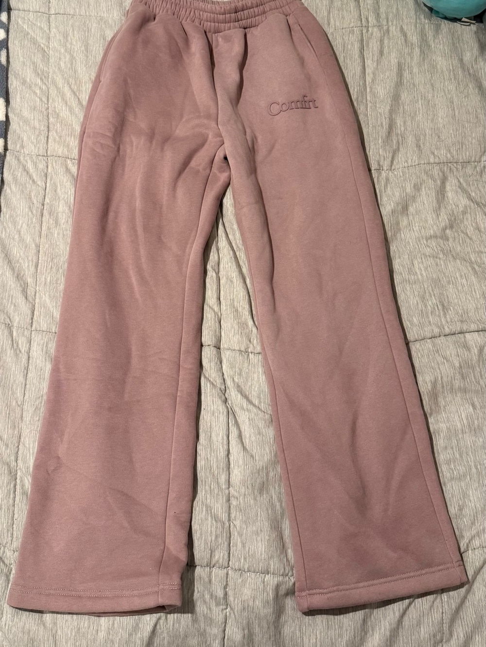 Comfrt Sweatpants in Dusty Pink
